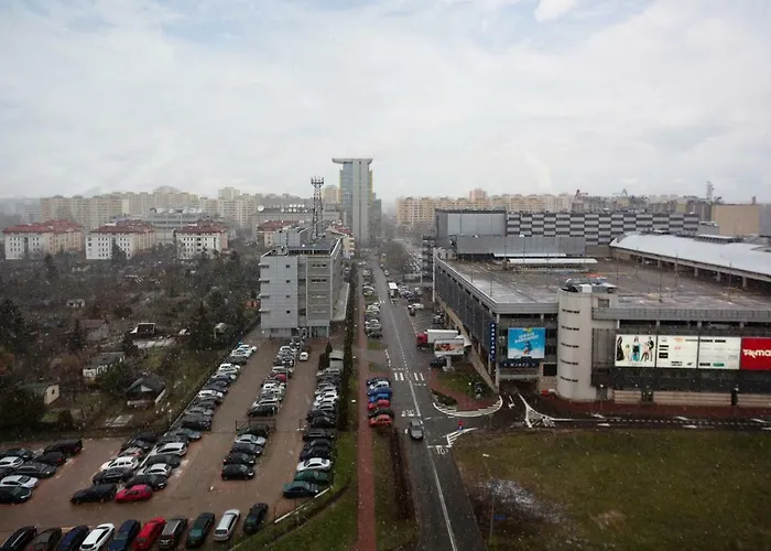 Promenada Family By Renters Daire Varşova