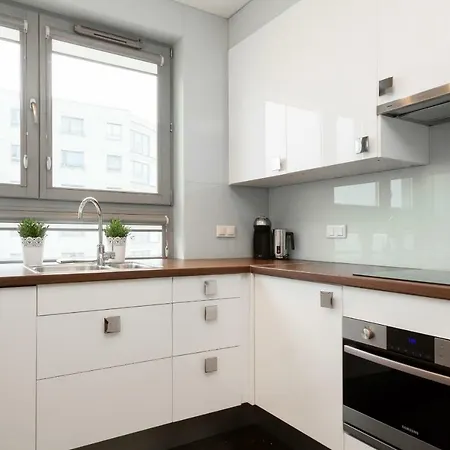 Promenada Family By Renters شقة *